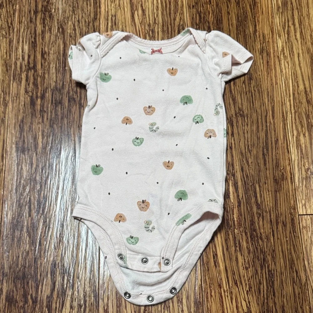 Carter’s blush pink apple worm print baby girl bodysuit size 6M